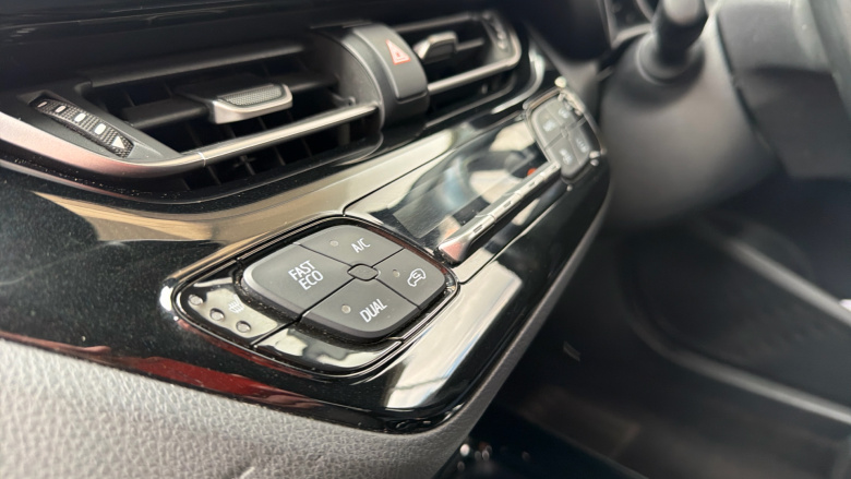 Toyota C-HR 1.8 Hybrid Dynamic 5dr CVT Hybrid Hatchback